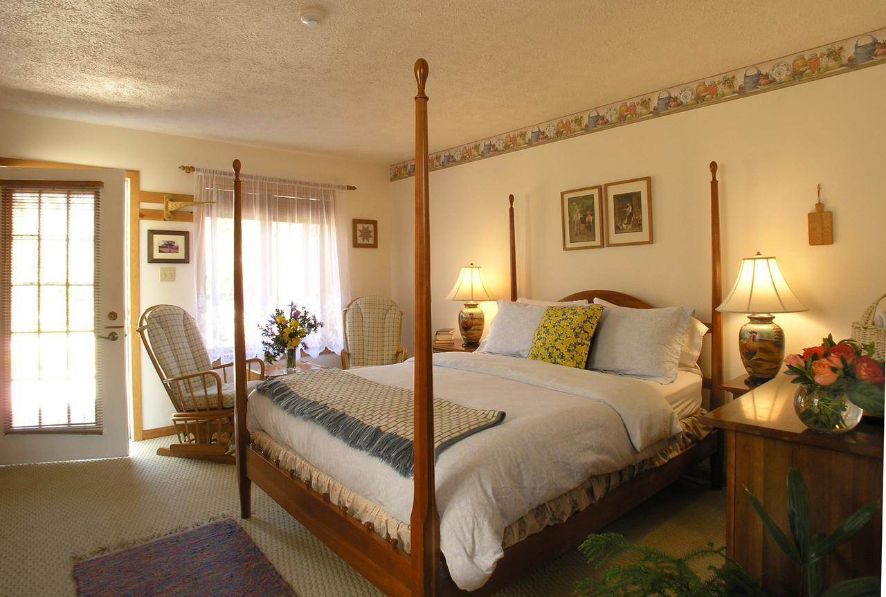 Swiss Woods Bed And Breakfast Lititz Esterno foto