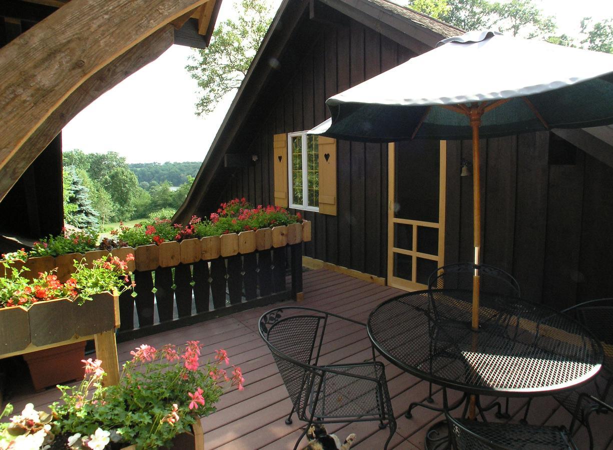 Swiss Woods Bed And Breakfast Lititz Esterno foto